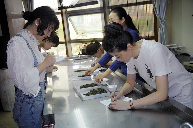 茶艺师培训班报名费用 12980元是学费